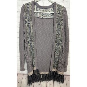 Gimmicks By BKE Buckle Small Open Front Long Cardigan Sweater Tan Crochet‎ Hem